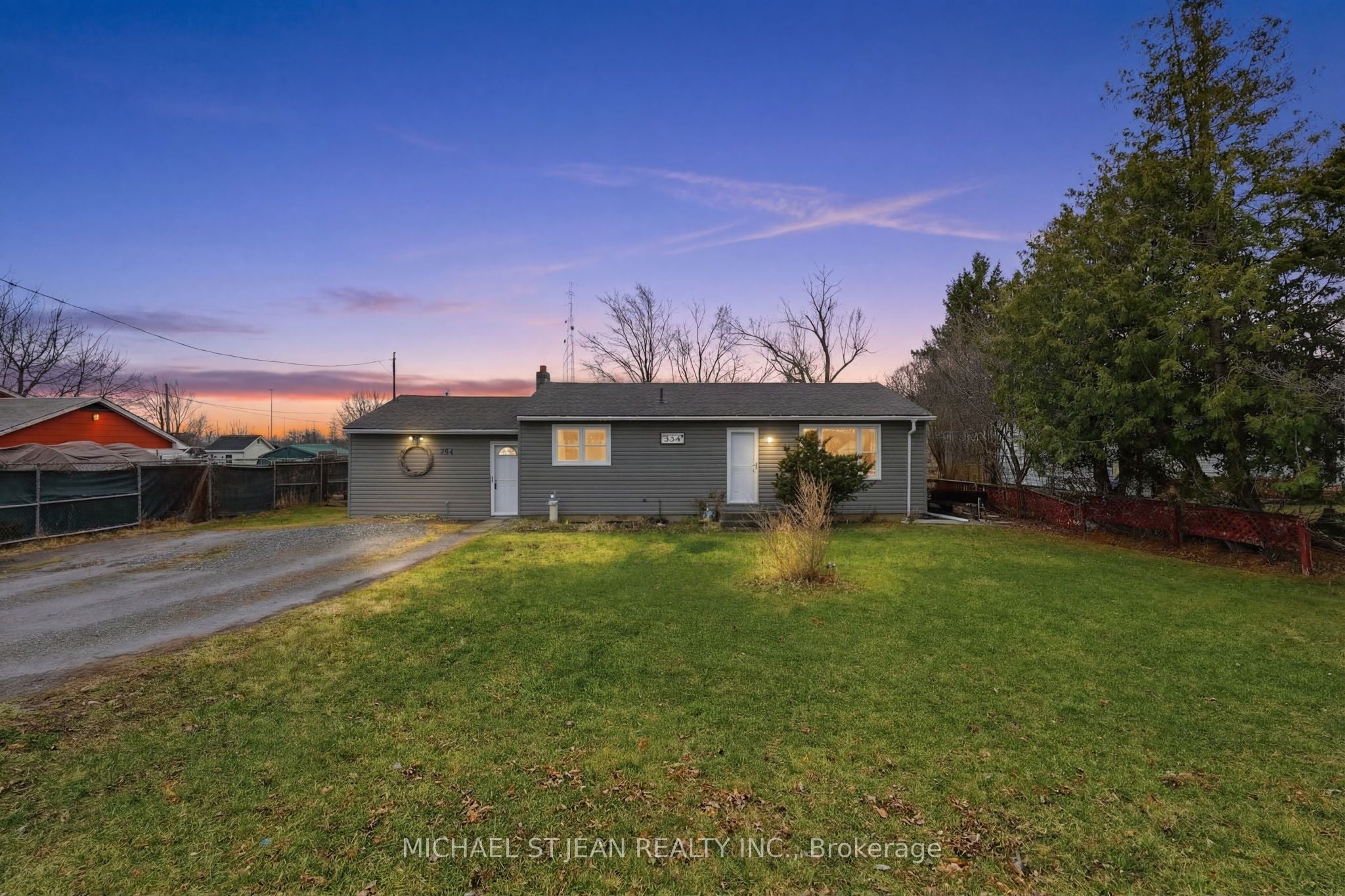 354 Mcneilly Road, Hamilton