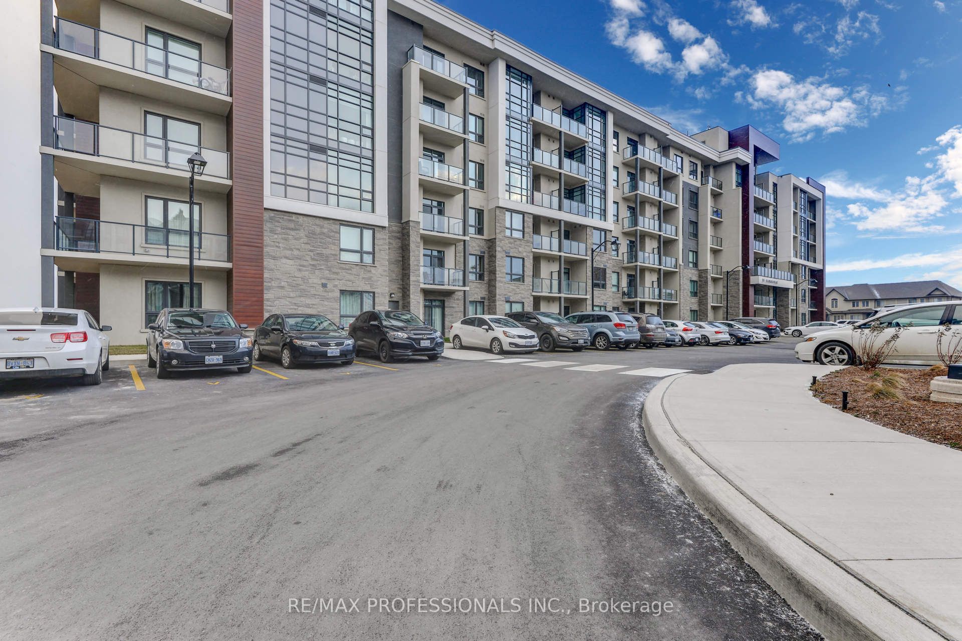 Additional image 4 of 124-101 Shoreview Place, Hamilton, ON, L8E 0K2