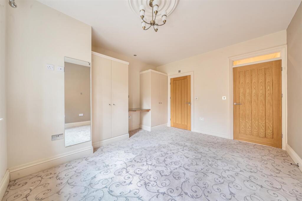 Additional image 9 of Stratford Road, Henley-In-Arden