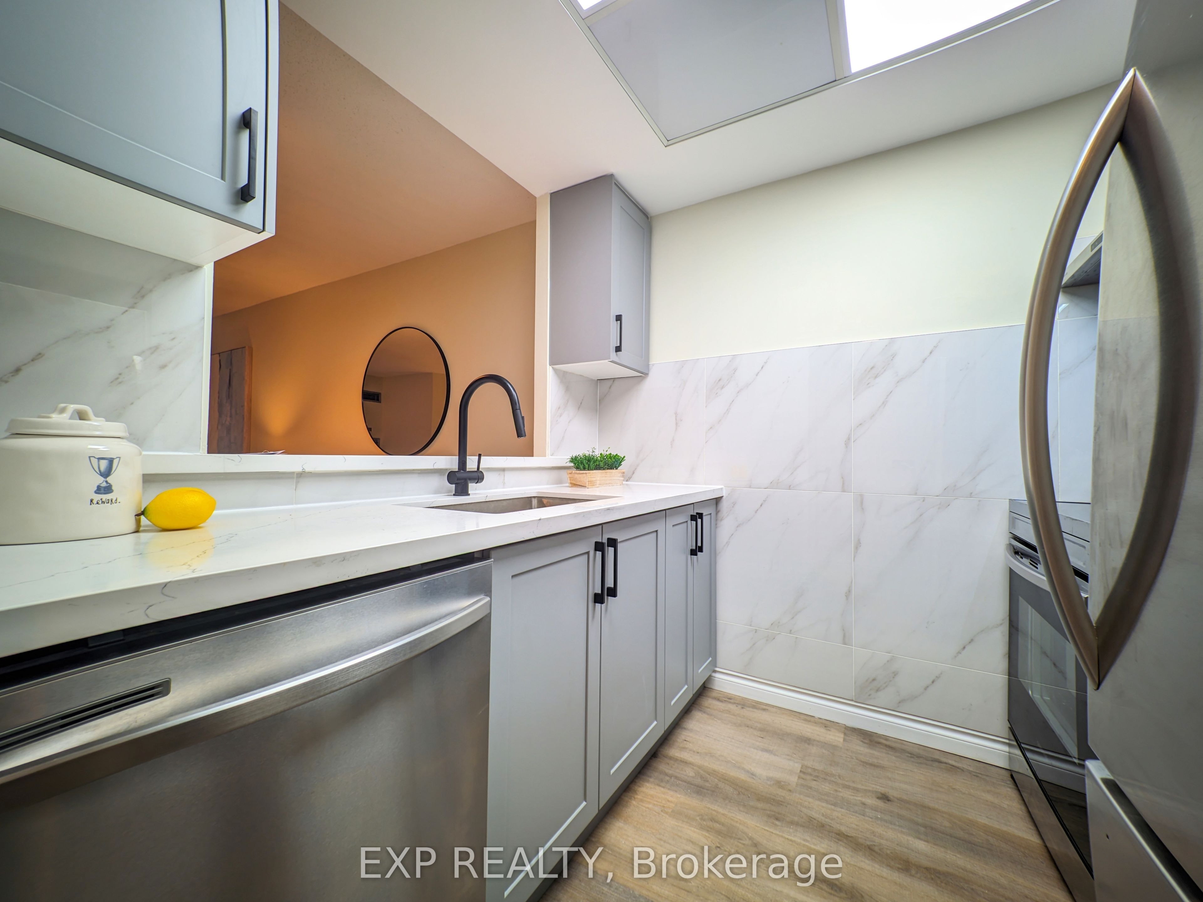 Additional image 5 of 1704-7 Bishop Avenue, Toronto, ON, M2M 4J4