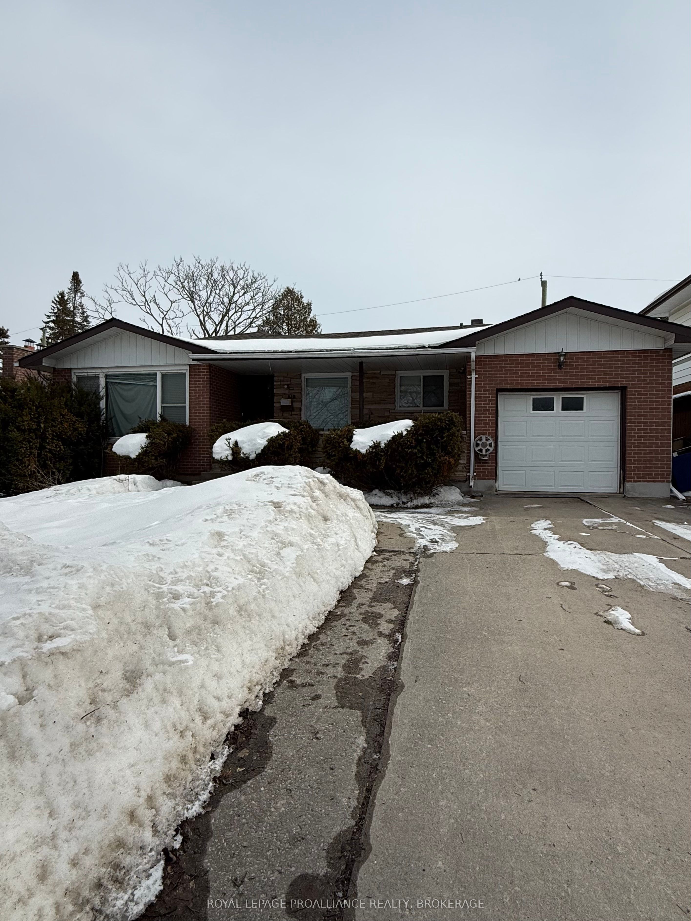 Additional image 2 of 73 Queen Mary Road, Kingston, ON, K7M 2A3