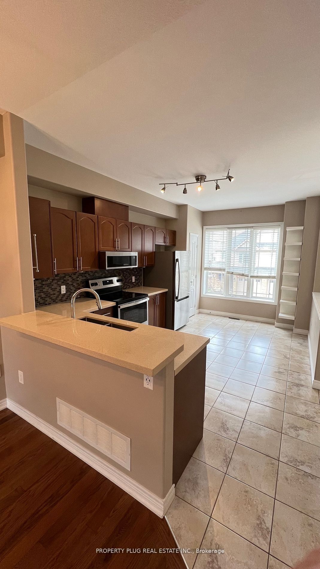 45-8 Hemlock Crescent, Grimsby, ON, L3M 0A7 photo 4