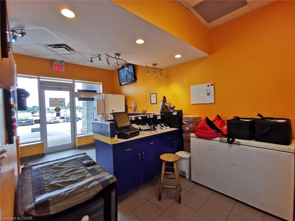 Additional image 2 of A01009A-450 Columbia Street W, Waterloo, ON, N2T 2W1