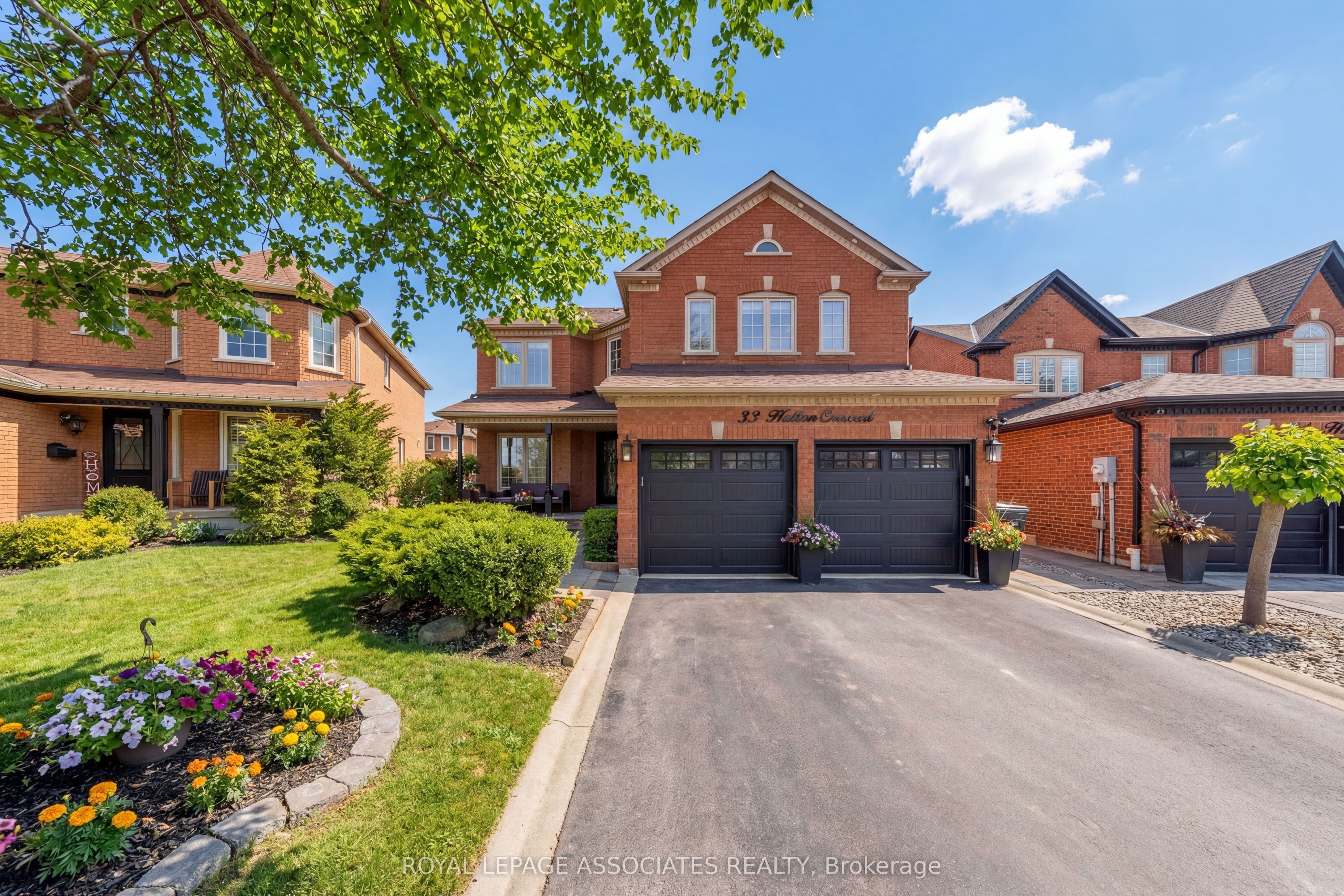 33 Hutton Crescent, Caledon, ON, L7C 1A3