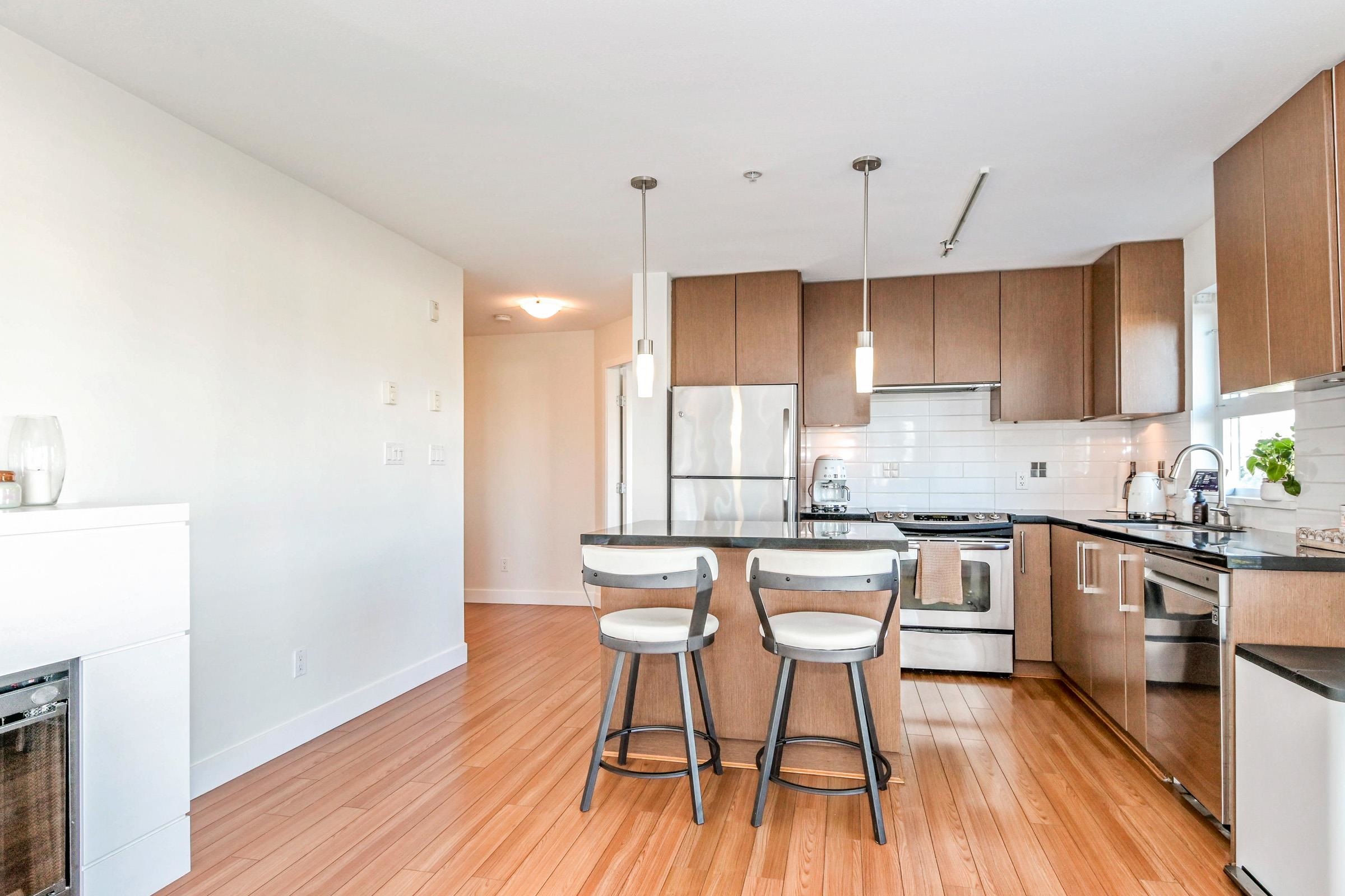 Additional image 5 of 311-15775 Croydon Drive, Surrey, BC, V3Z 2L6