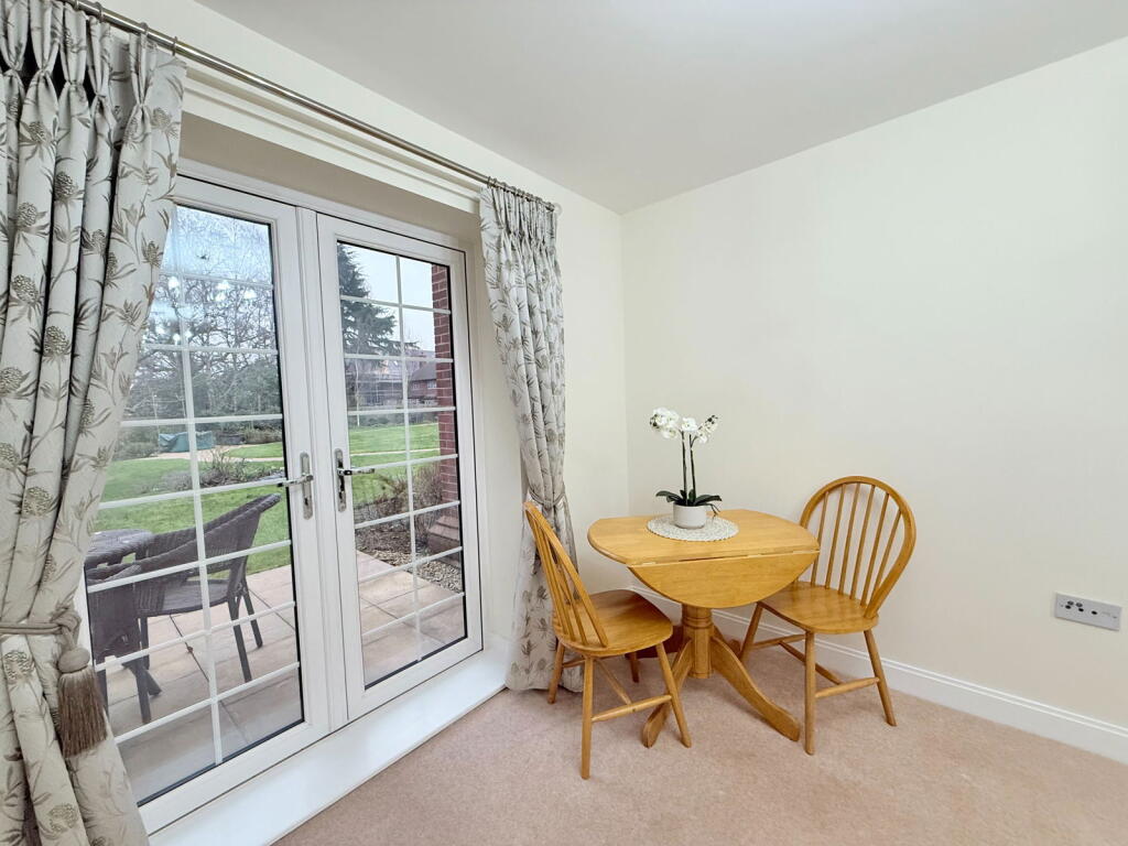 Brueton Place, Blossomfield Road, Solihull photo 4