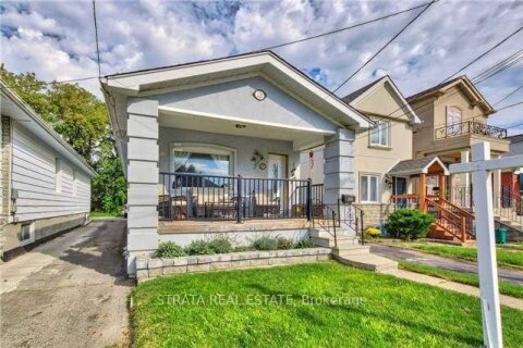 Additional image 7 of Lower-220 Holborne Avenue, Toronto, ON, M4C 2R9