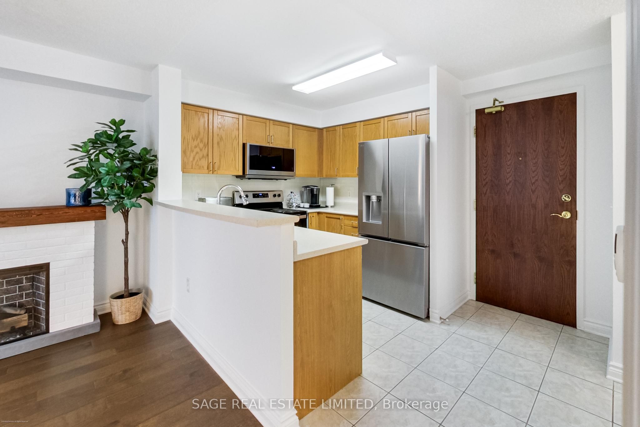 Additional image 5 of 513-11 Michael Power Place, Toronto, ON, M9A 5G3