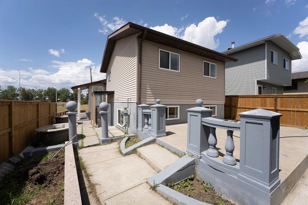 Additional image 3 of 140 Whitworth Way, Calgary, AB, T1y 6a9