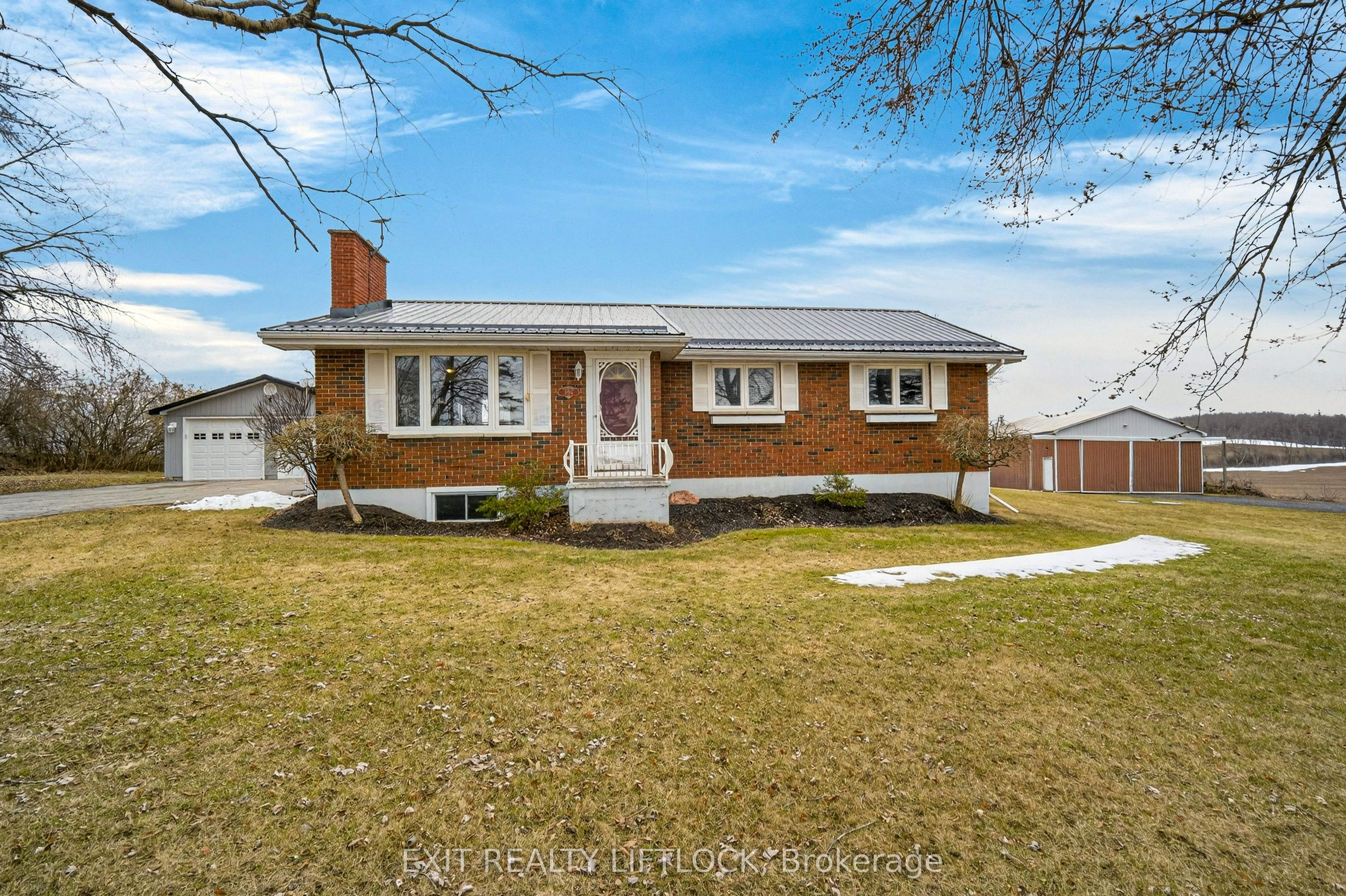 2289 Base Line Road, Otonabee-south Monaghan, ON, K9J 6X9