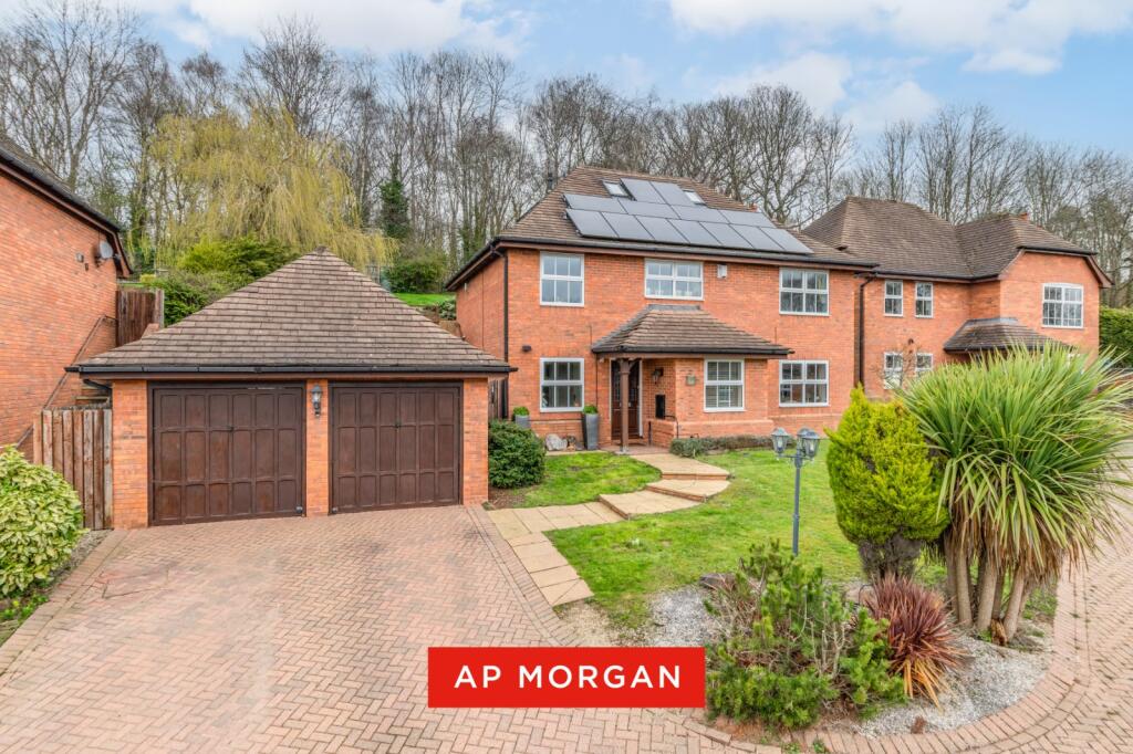 Chesterton Close, Hunt End, Redditch, B97