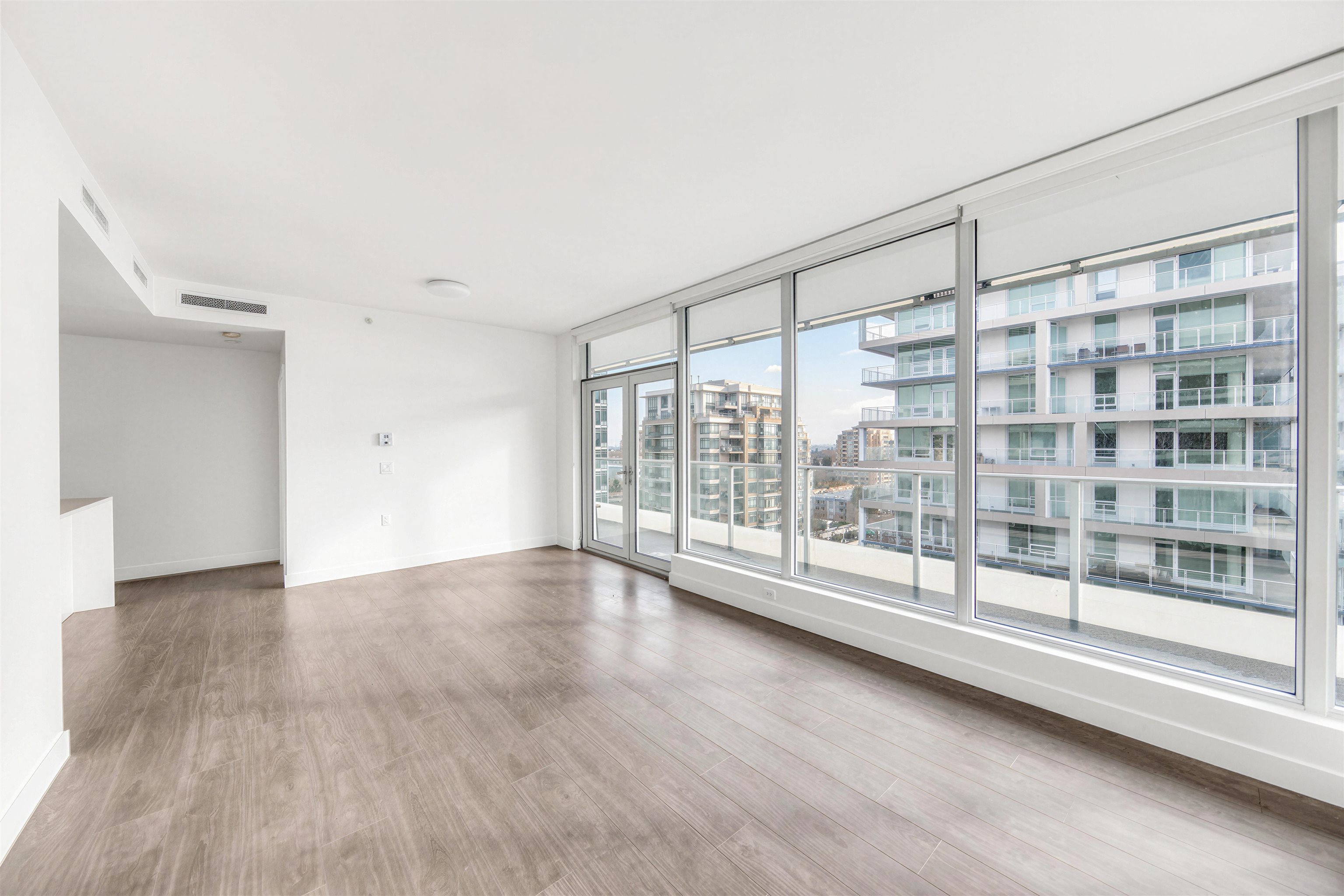 Additional image 4 of 1204-6320 No. 3 Road, Richmond, BC, V6Y 0L5