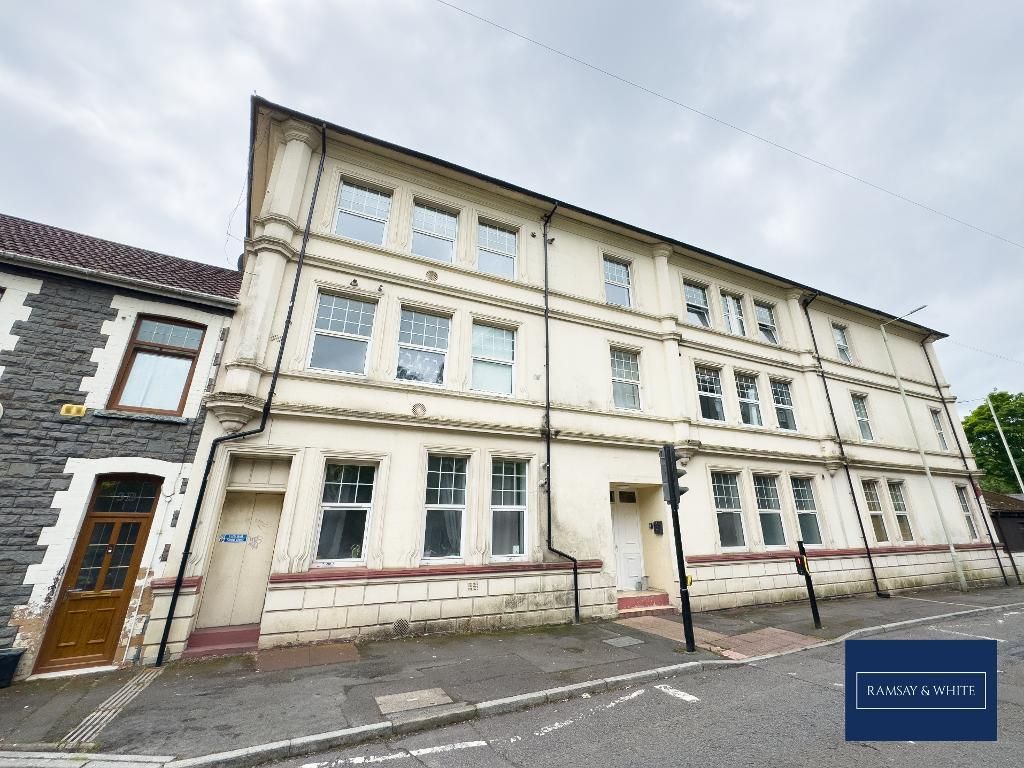 1 bed flat for saleCwrt Brenin, Mill Street, Pontypridd CF37