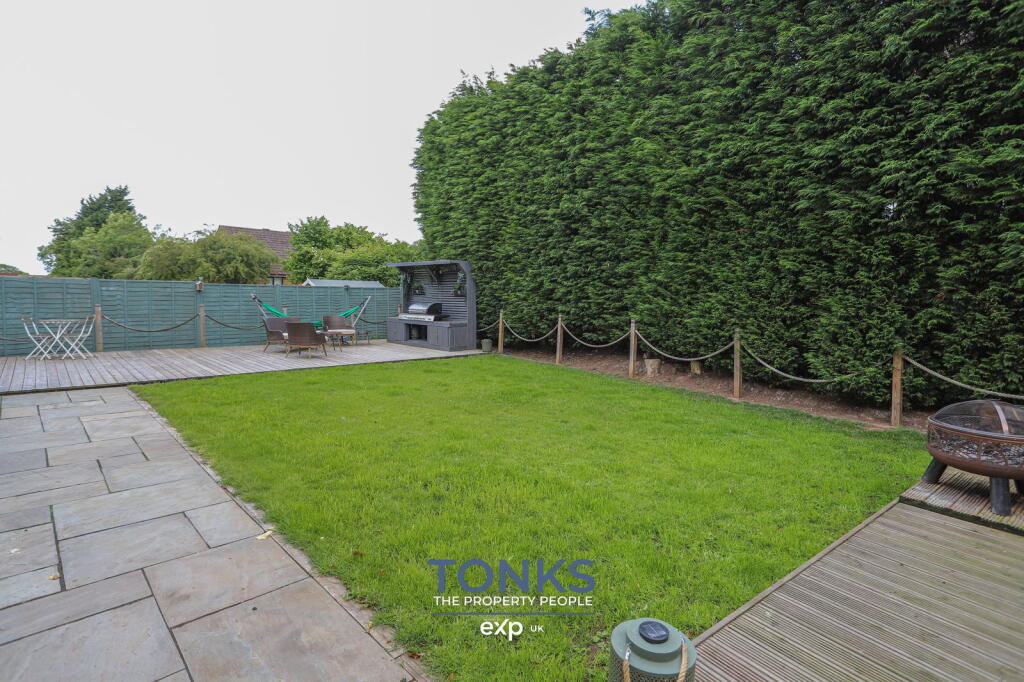 Additional image 33 of Unique one-of-a-kind home offering amazing space – Merton Close, Oldbury, B68 8NG