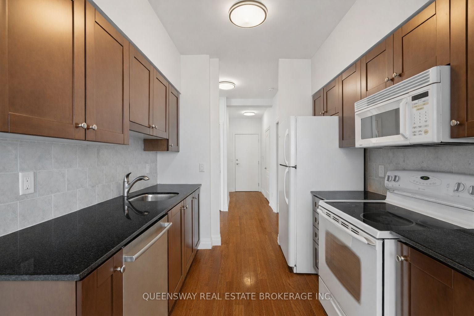 Additional image 6 of 808-2119 Lake Shore Boulevard W, Toronto, ON, M8V 4E8