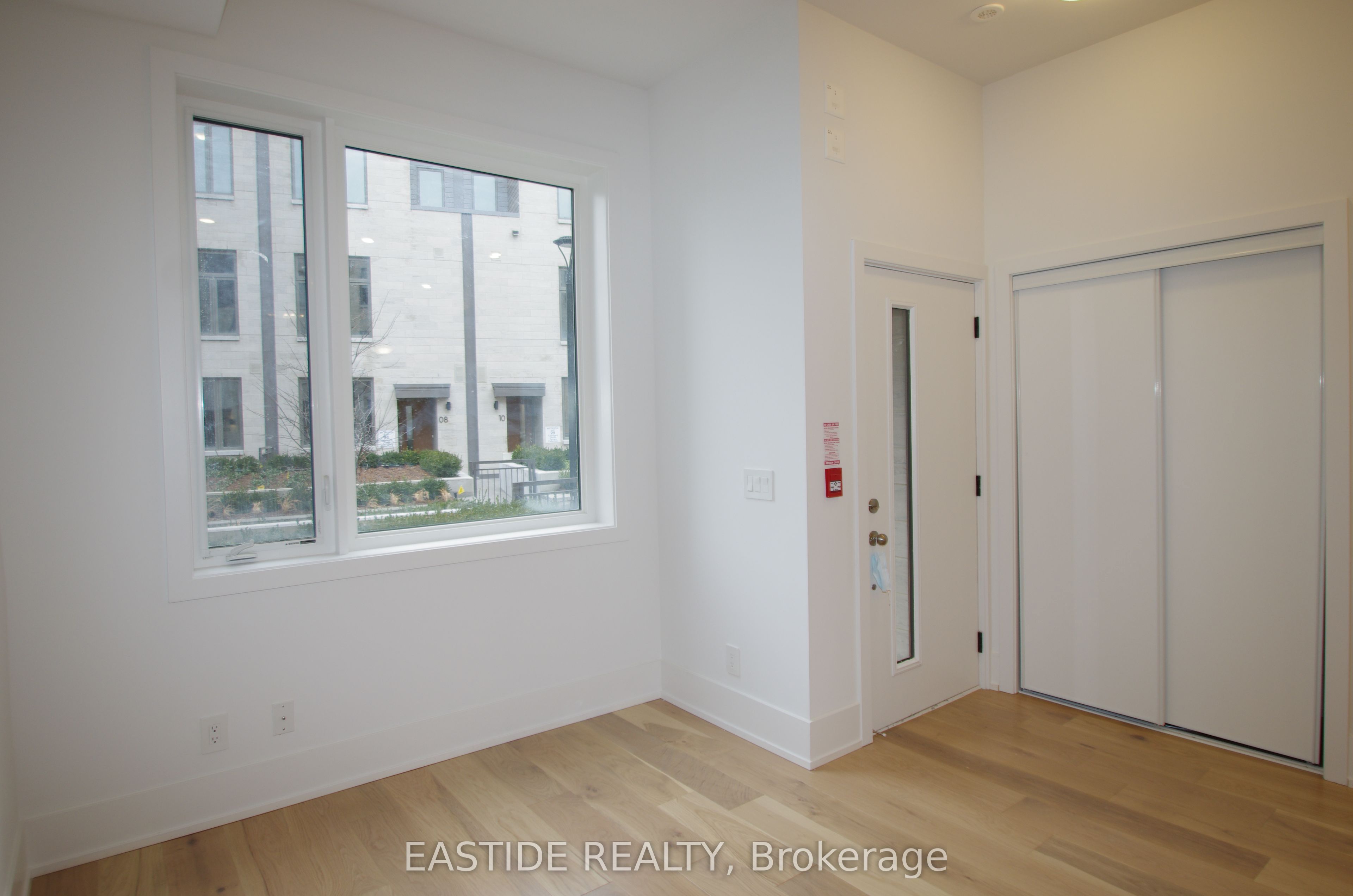 Additional image 5 of TH 6-165 Pears Avenue, Toronto, ON, M5R 0C1