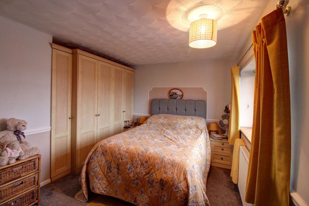 Additional image 12 of 3 bed semi-detached house for saleBrynamlwg, Hengoed CF82