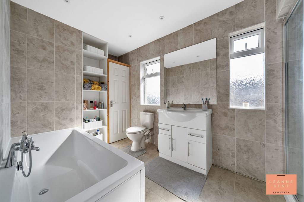 Additional image 28 of 3 bed detached house for saleVan Road, Caerphilly CF83