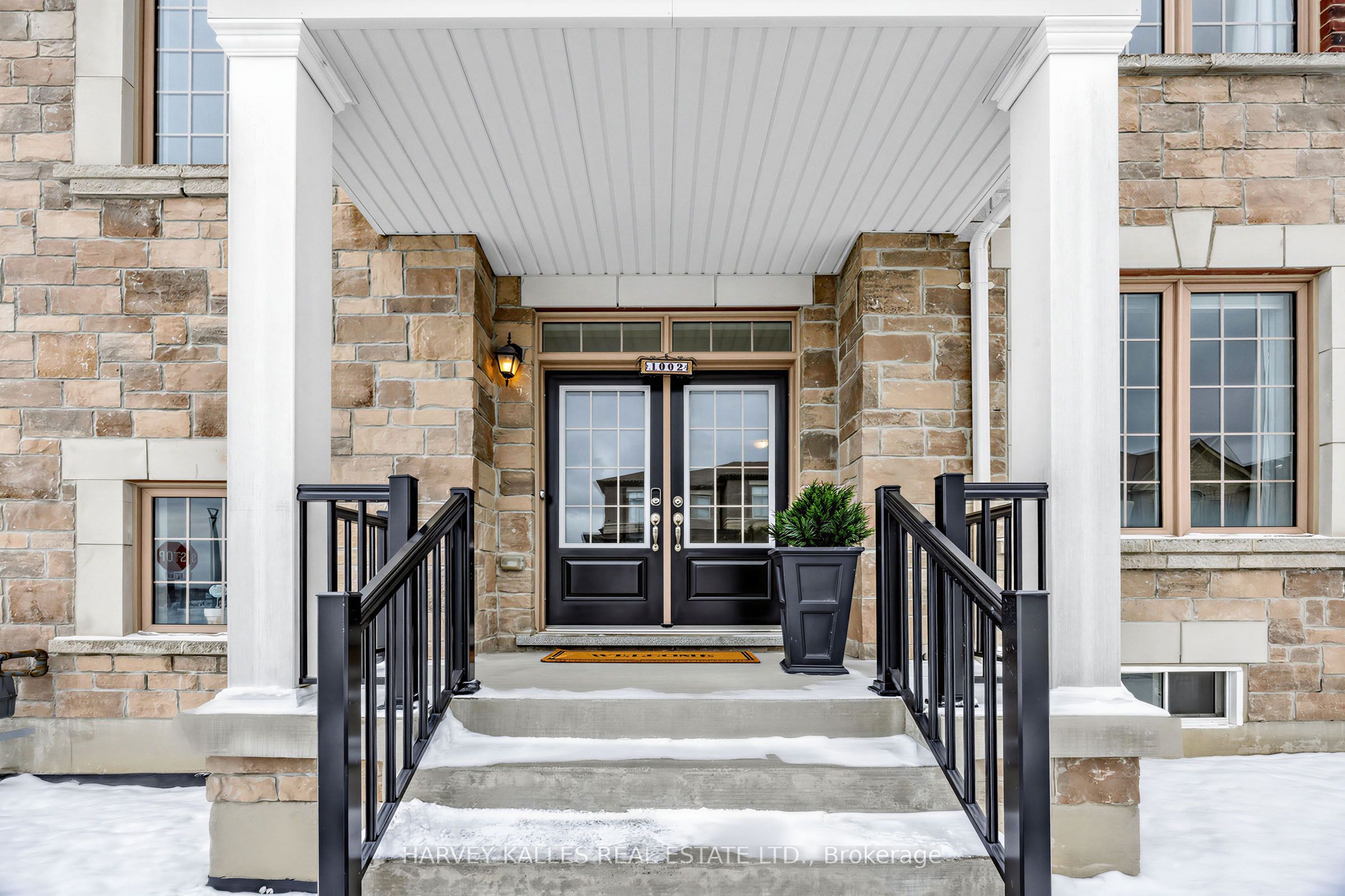 Additional image 3 of 1002 Kingpeak Crescent, Pickering, ON, L1X 0H3