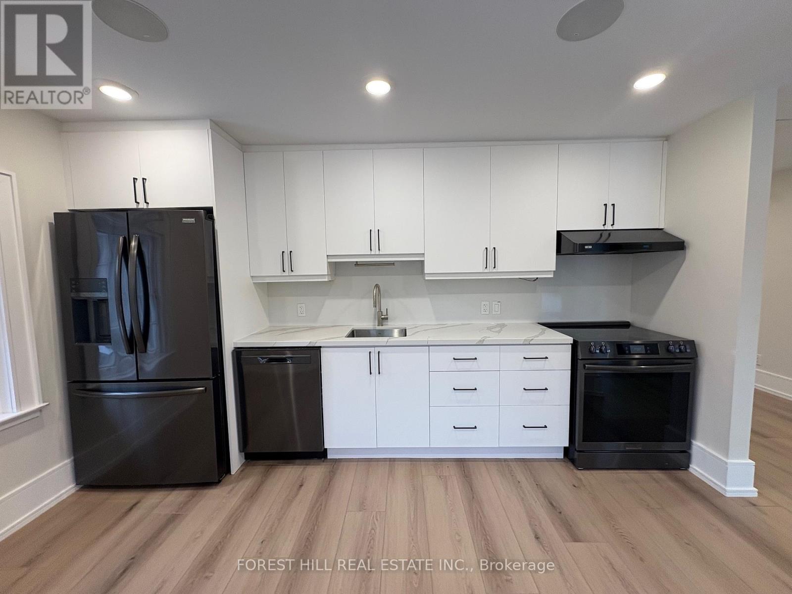 Additional image 6 of 2nd Level-13 Thomas Street, Mississauga, ON, L5M1Y4