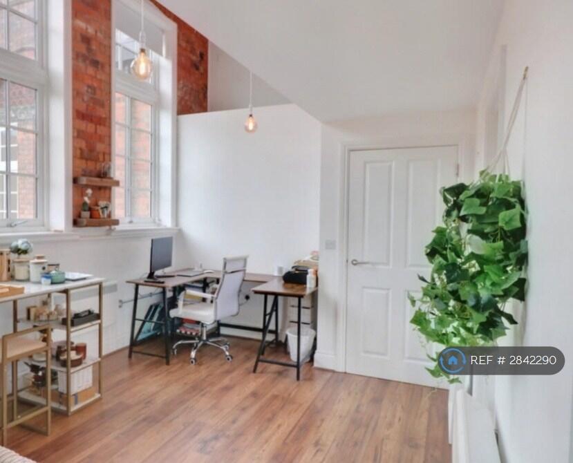 Crocketts Lane, Birmingham, B66 photo 3