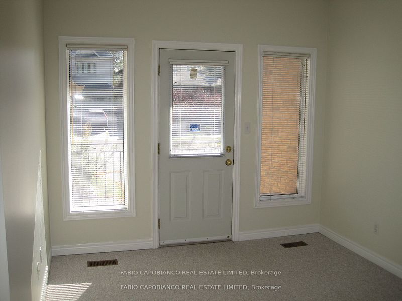 Additional image 2 of 1-52 Jellicoe Avenue, Toronto, ON, M8W 1W4