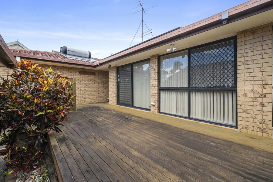 2/67 Corunna Crescent, Ashmore QLD 4214