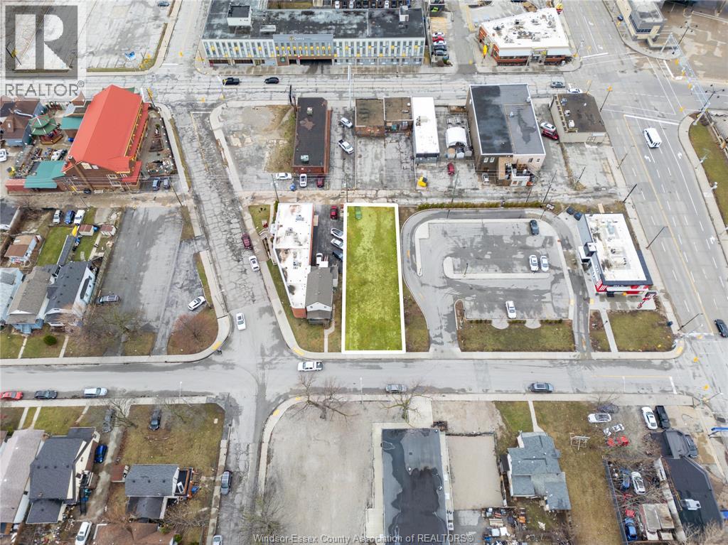 Additional image 4 of 667 Windsor Avenue, Windsor, ON, N9A1J6