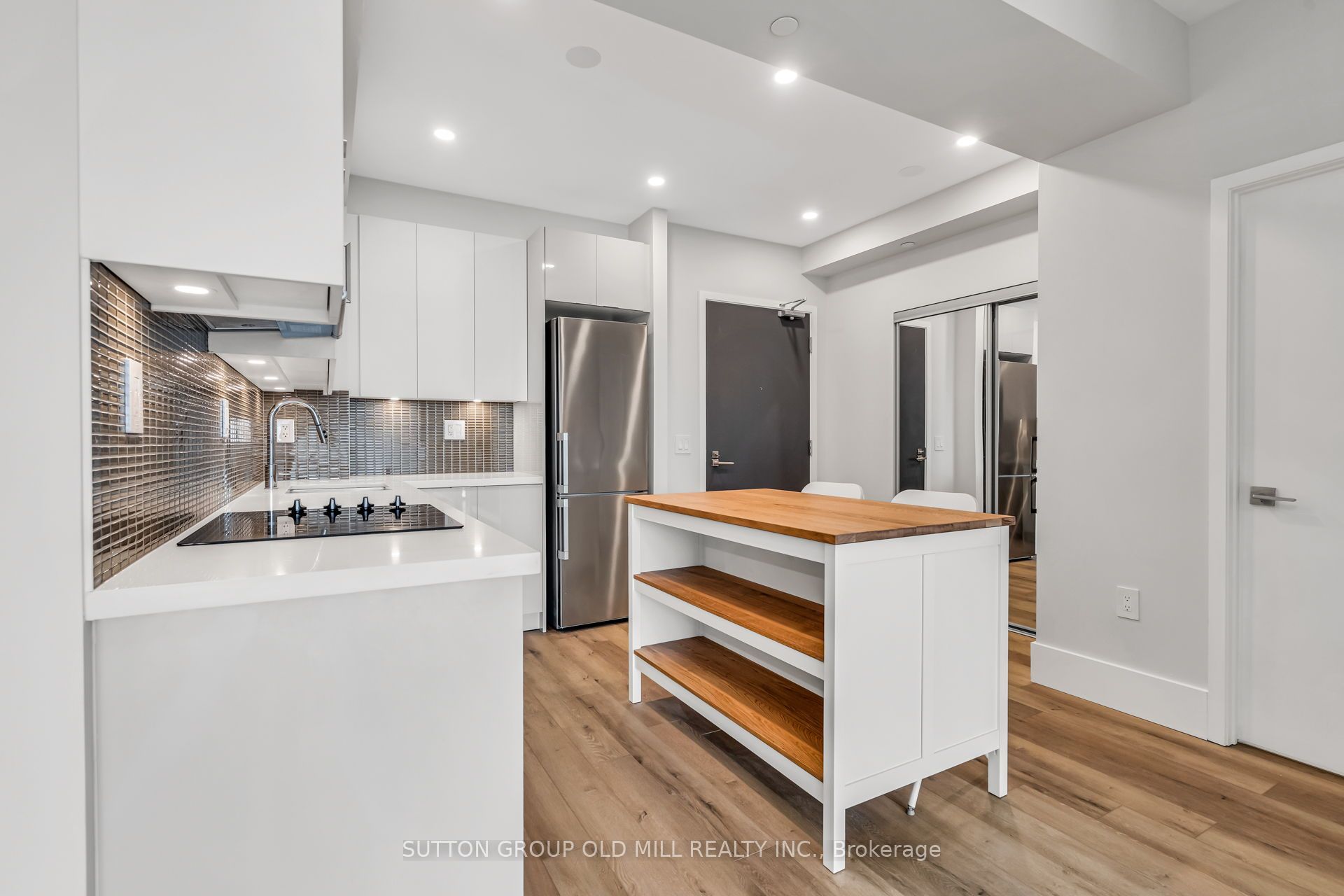 401-2916 Highway 7 N/a, Vaughan, ON, L4K 0K6