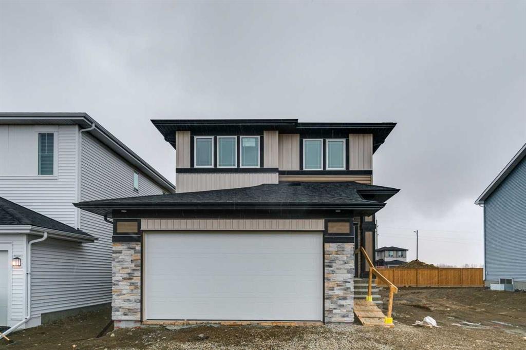 85 Southborough Square, Cochrane, AB, T4C 3J7