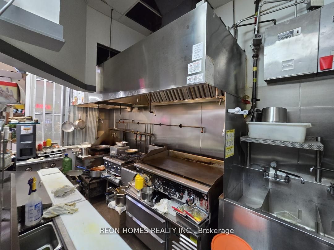 Additional image 3 of #428-1571 Sandhurst Circle, Toronto, ON, M1V 1V2