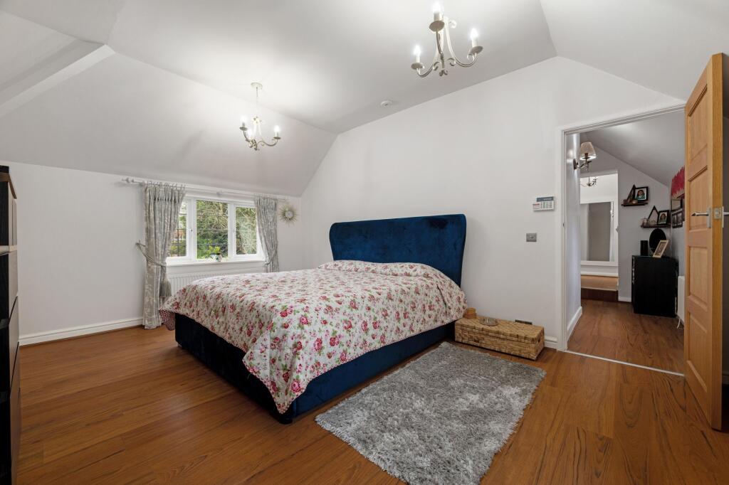 Additional image 25 of Wentworth Road, Four Oaks Estate, B74