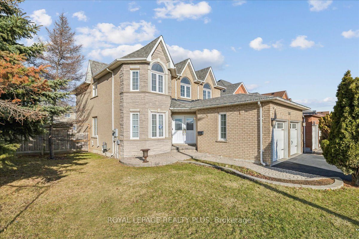 Additional image 2 of 3561 Old Orchard Park Drive, Mississauga, ON, L5B 4E3