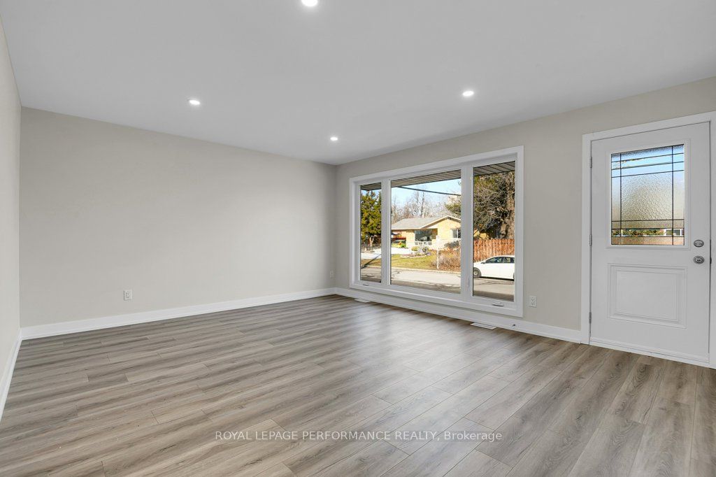 Additional image 4 of 624 Clarke Avenue, Ottawa, ON, K1K 0Y7
