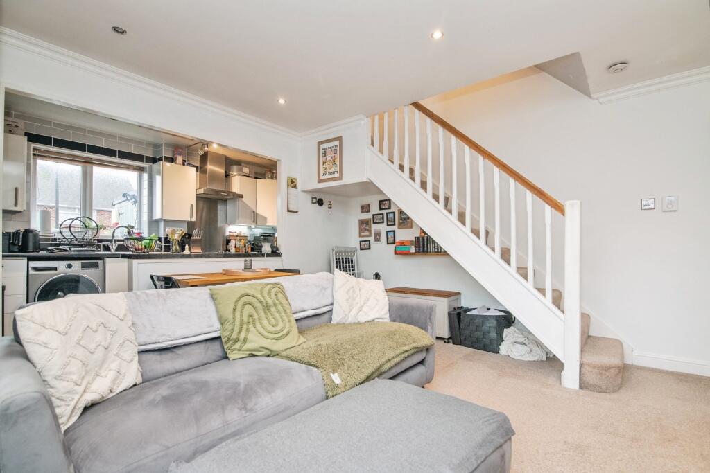 Truro Close, Rowley Regis, B65 photo 5