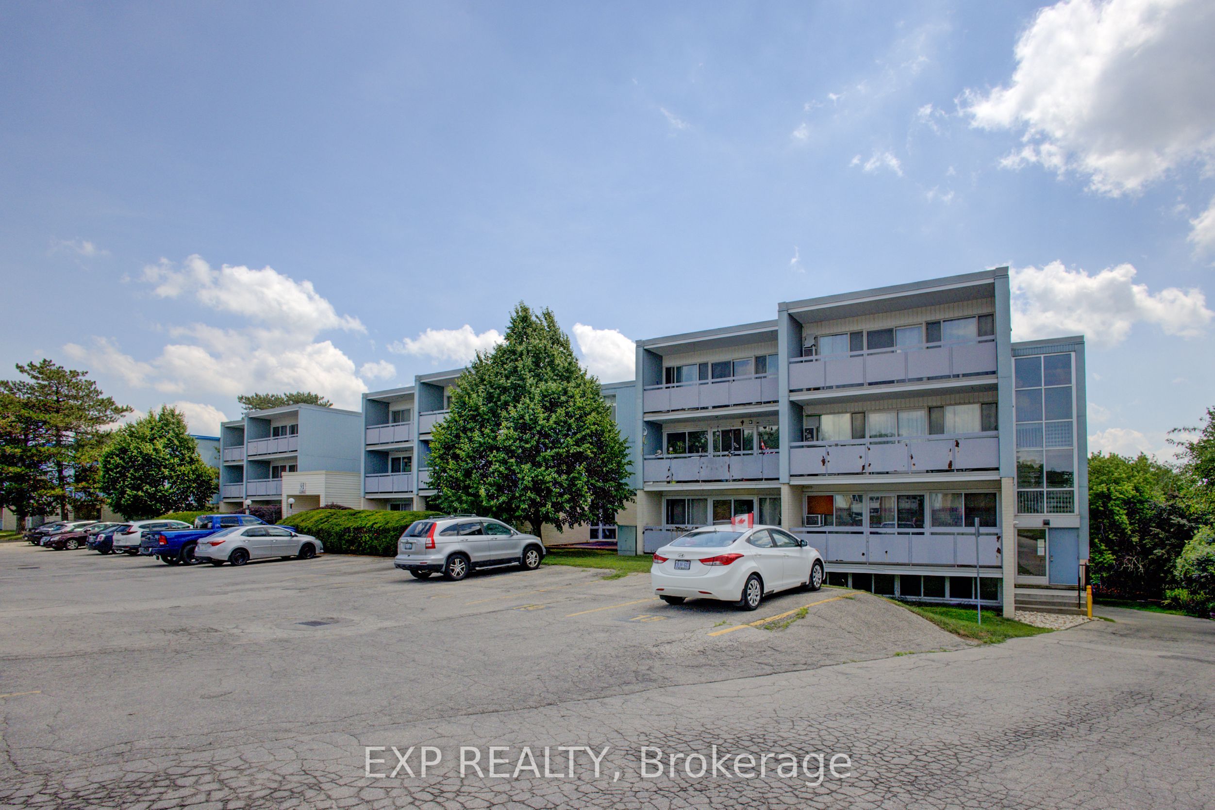 Additional image 2 of 202-91 Conroy Crescent, Guelph, ON, N1G 2V5