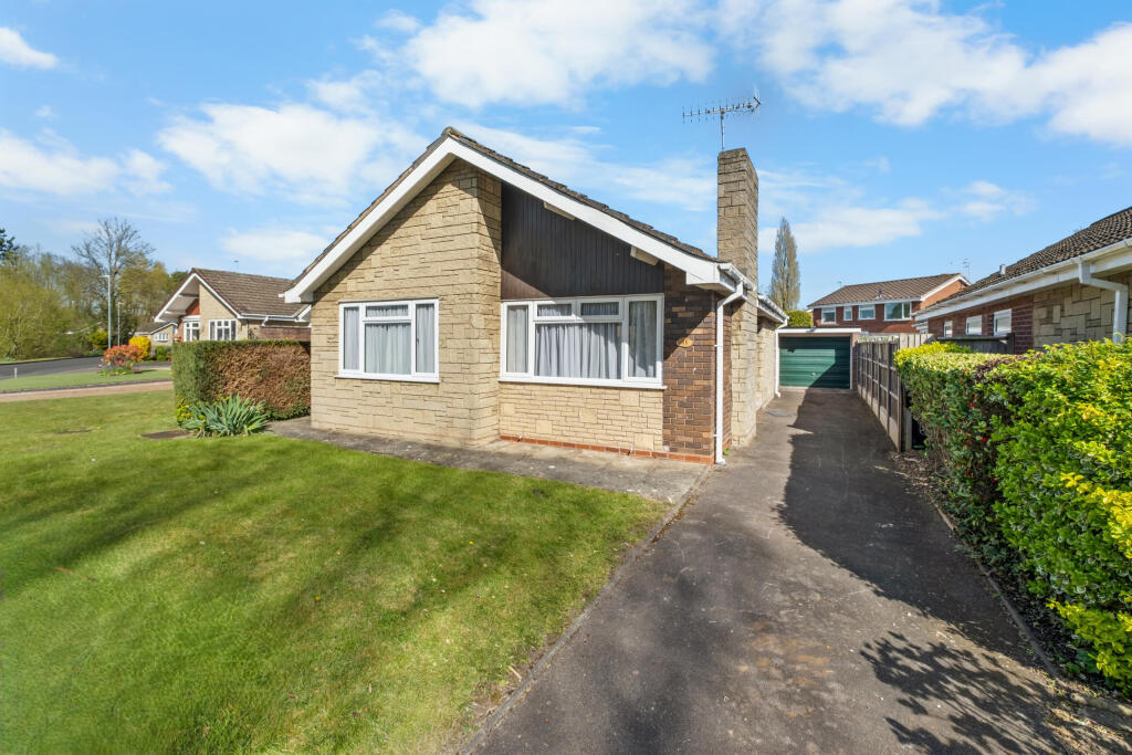Manor Court Road, Bromsgrove B60 3NP