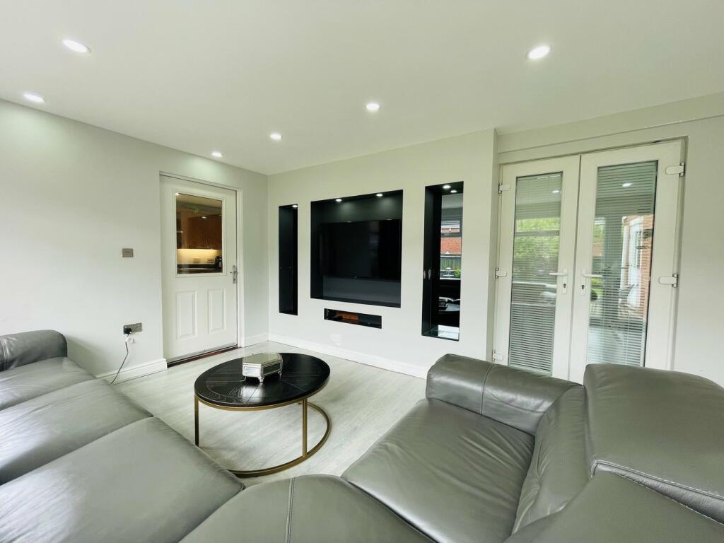 Additional image 14 of York Crescent, West Bromwich, B70