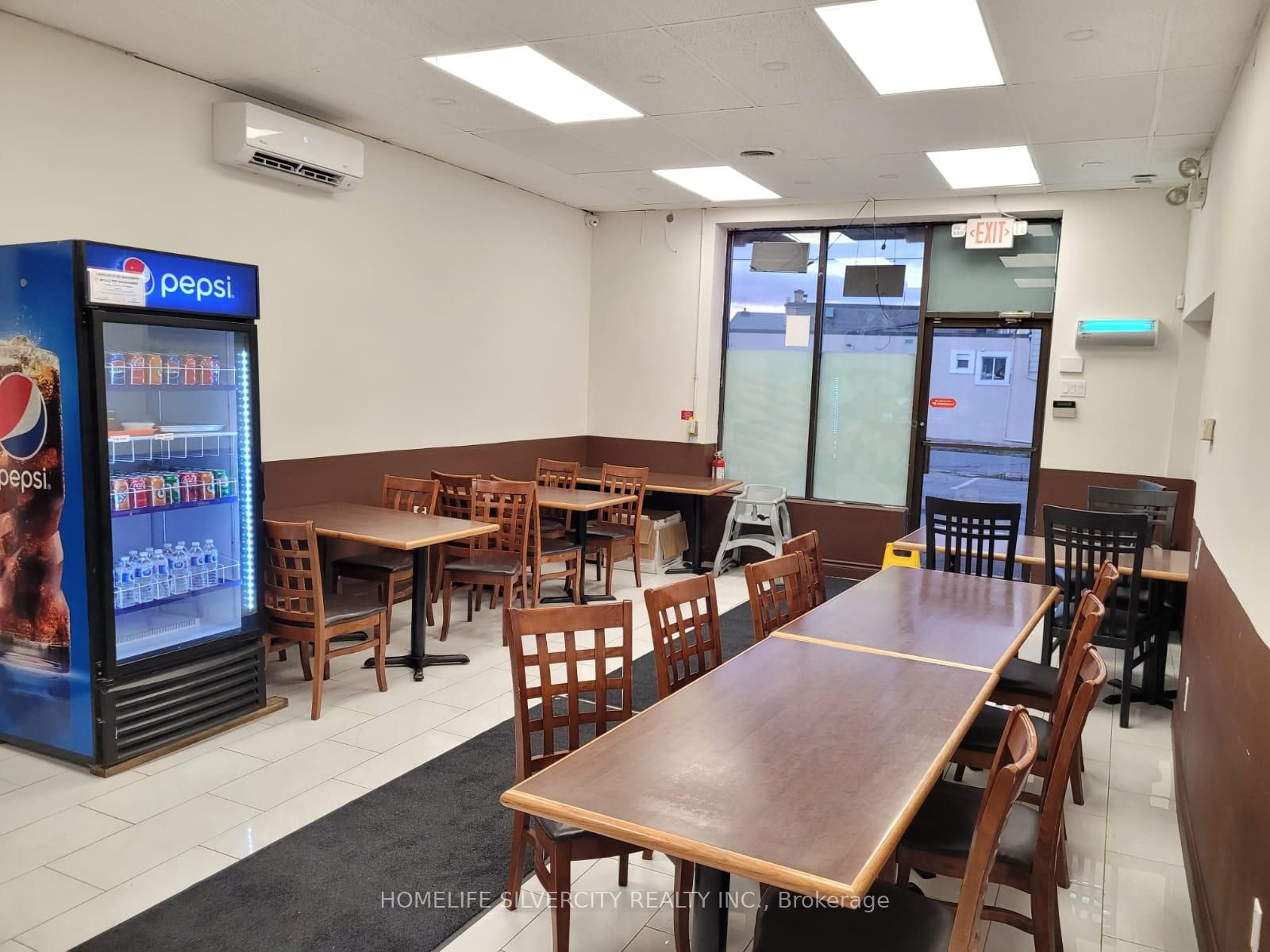 Additional image 3 of unit # 3-6119 Main Street, Niagara Falls, ON, L2G 6A2