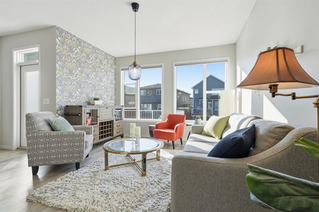 Additional image 4 of 35 Cranbrook Gardens SE, Calgary, AB, T3M 2X5