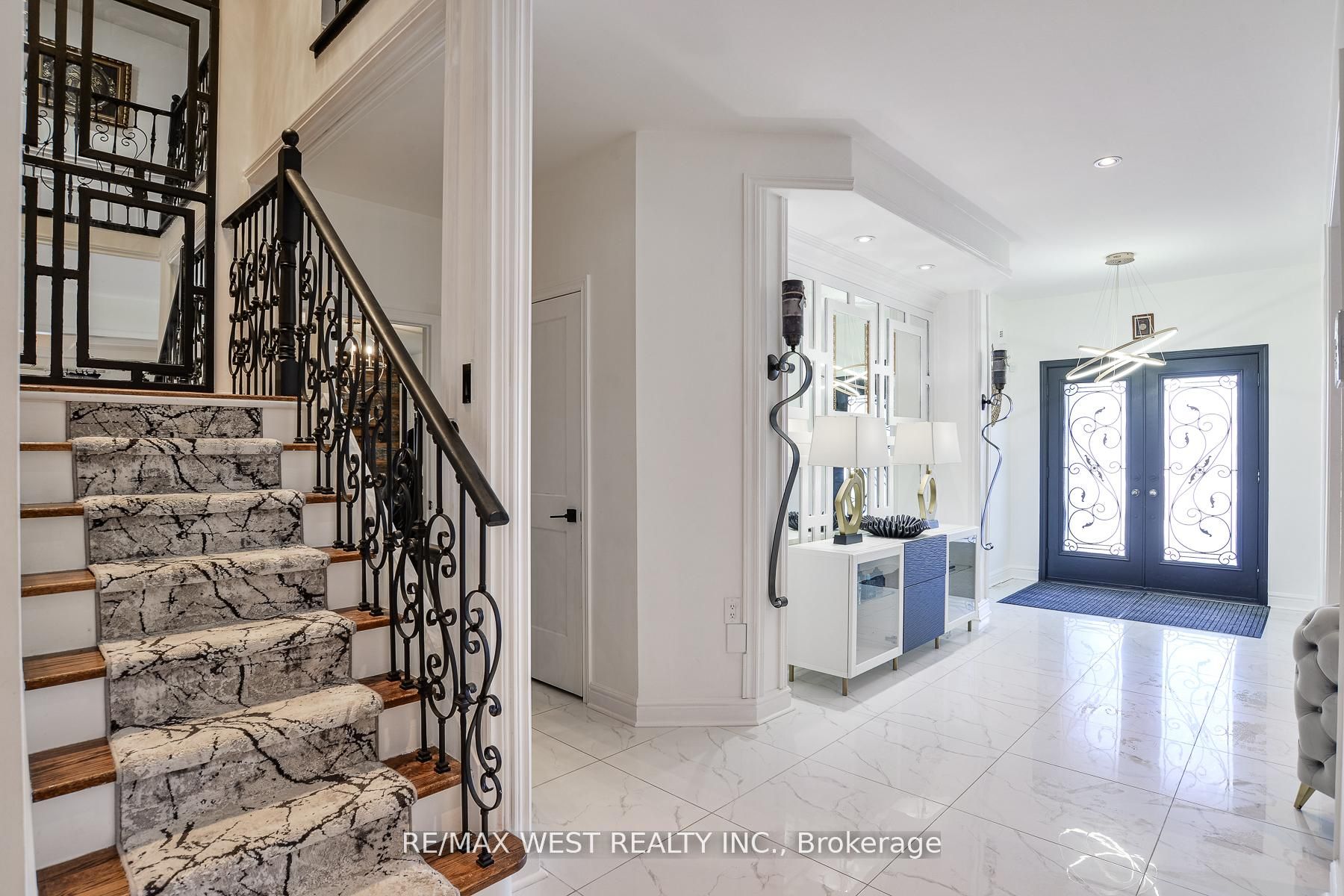 Additional image 3 of 134 Sandringham Drive, Barrie, ON, L4M 0C9