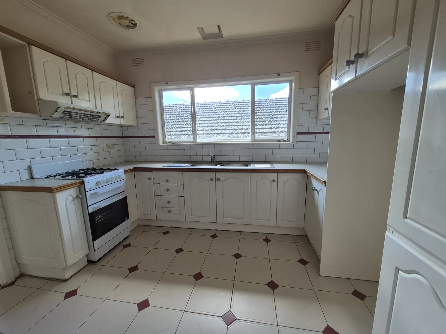 Additional image 4 of 1/3 Daphne Street, Doncaster VIC 3108