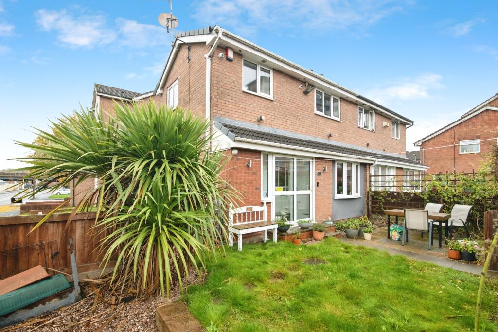 Truro Close, Rowley Regis, B65 photo 2