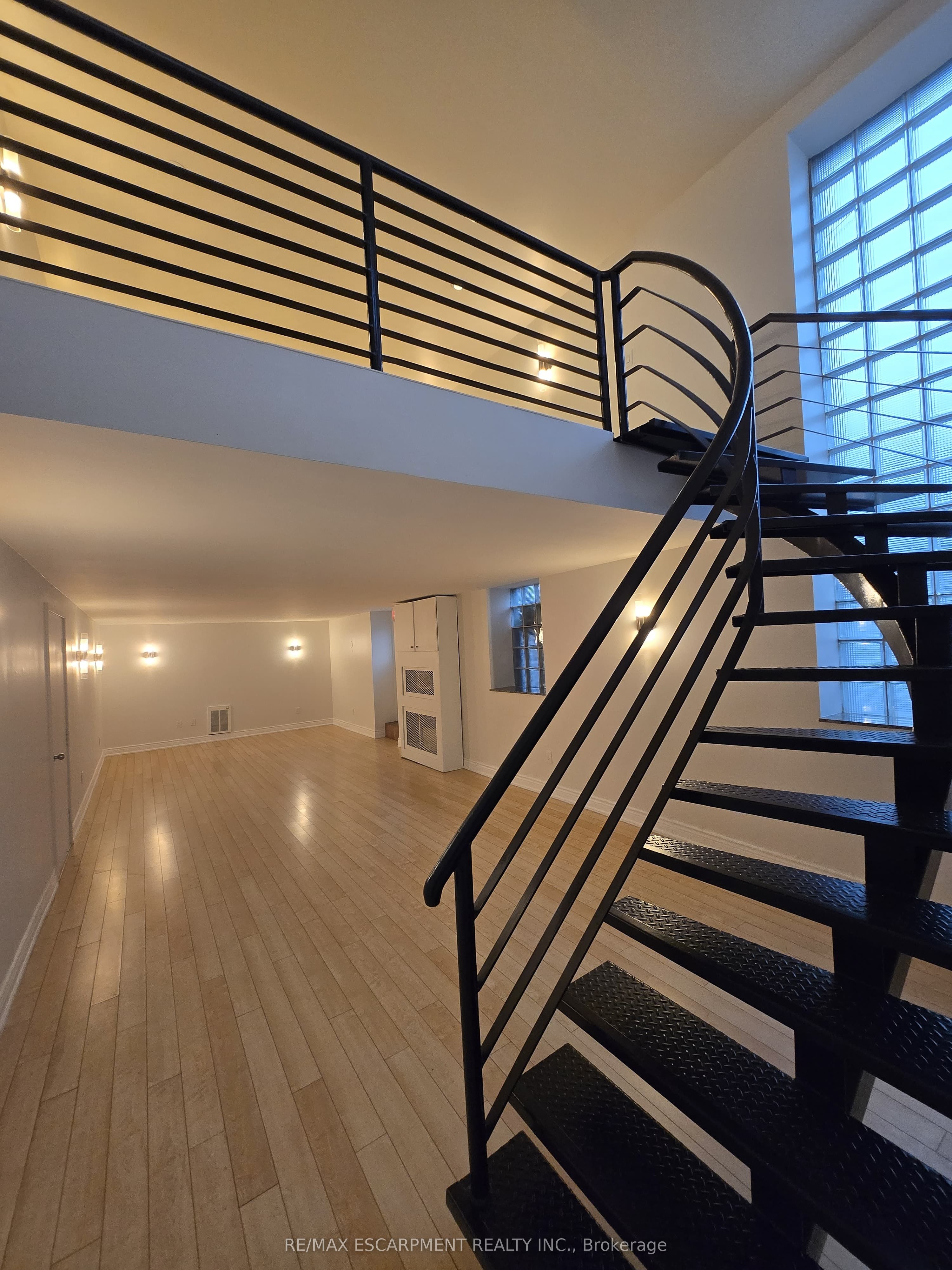 Additional image 2 of 107-33 Villiers Street, Toronto, ON, M5A 1A9