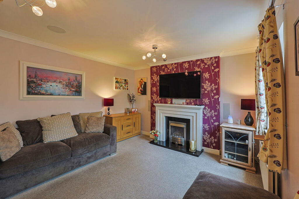 Additional image 7 of ROWLEY REGIS, Burmese Way