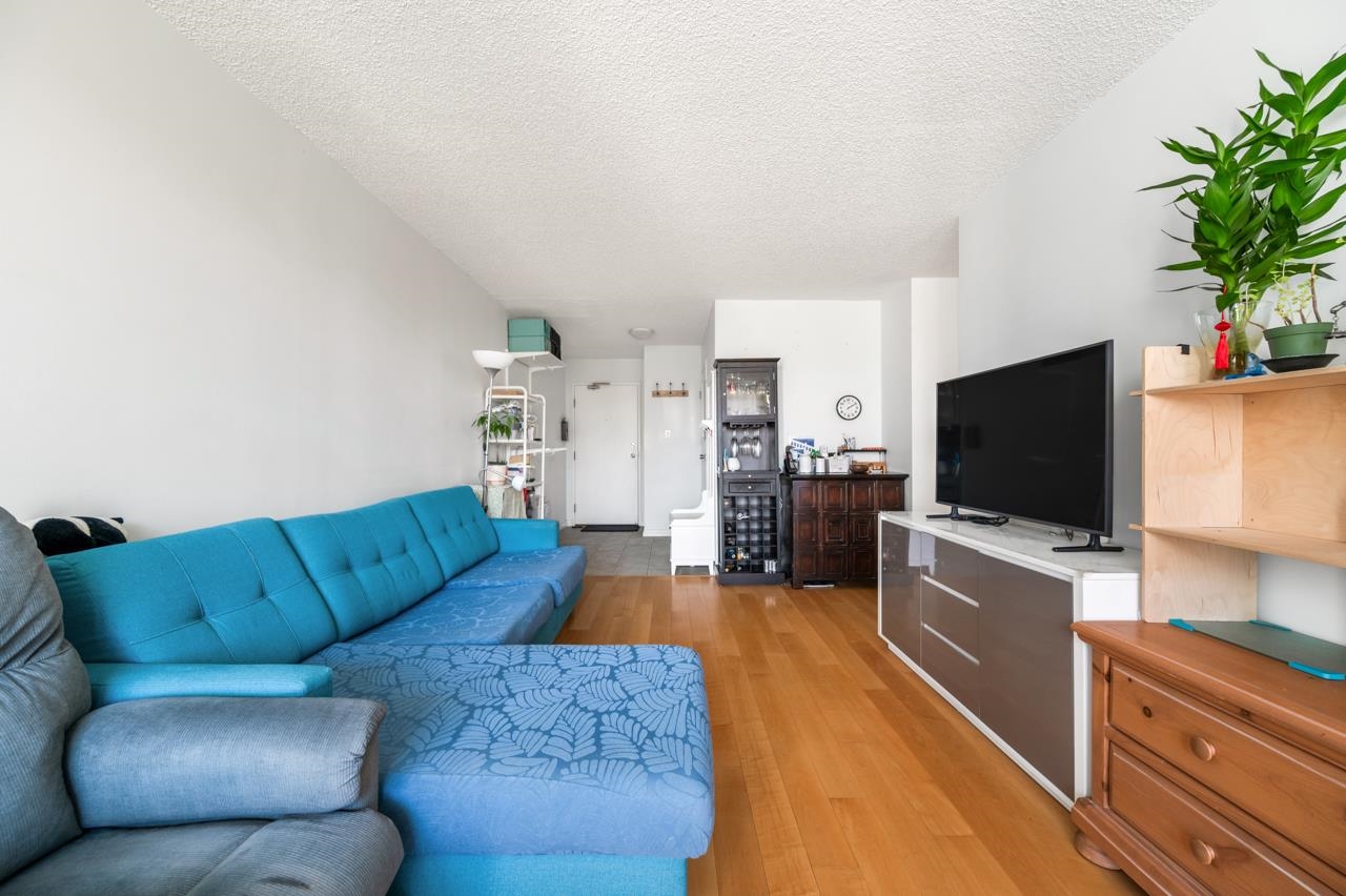 Additional image 4 of 304-7100 Gilbert Road, Richmond, BC, V7C 5C3