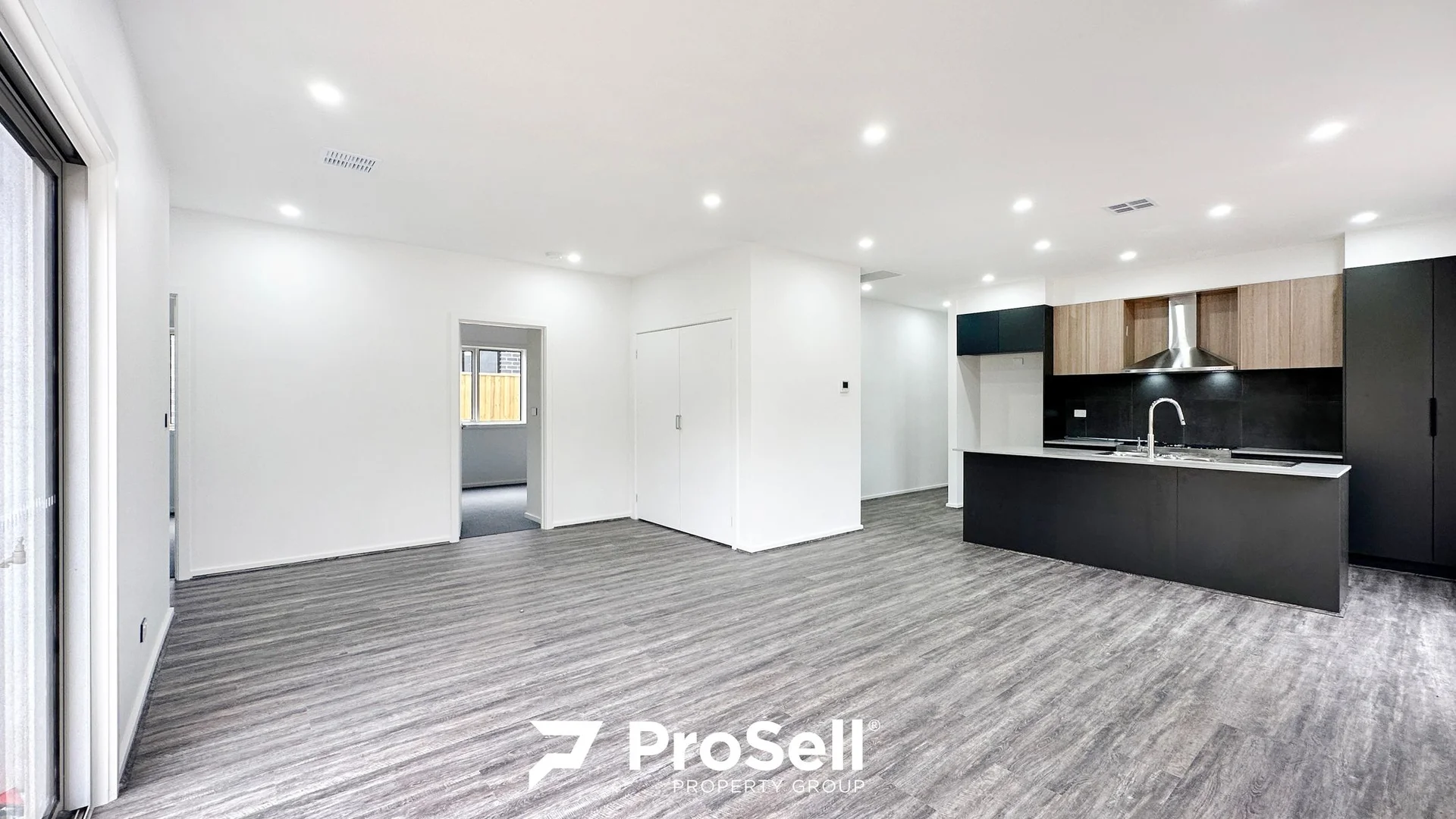 Additional image 5 of 52 Metroon Drive, Weir Views VIC 3338