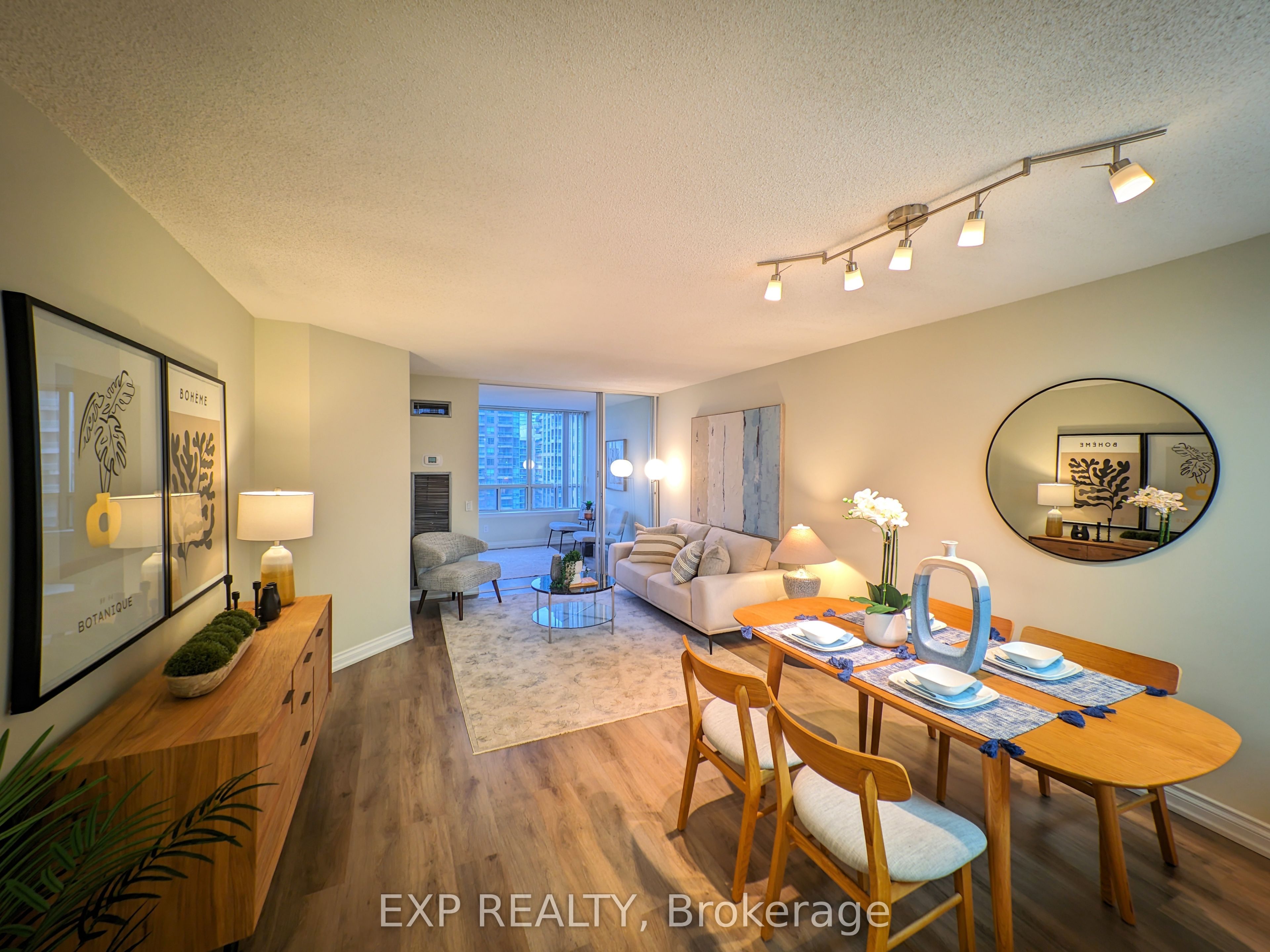 1704-7 Bishop Avenue, Toronto, ON, M2M 4J4