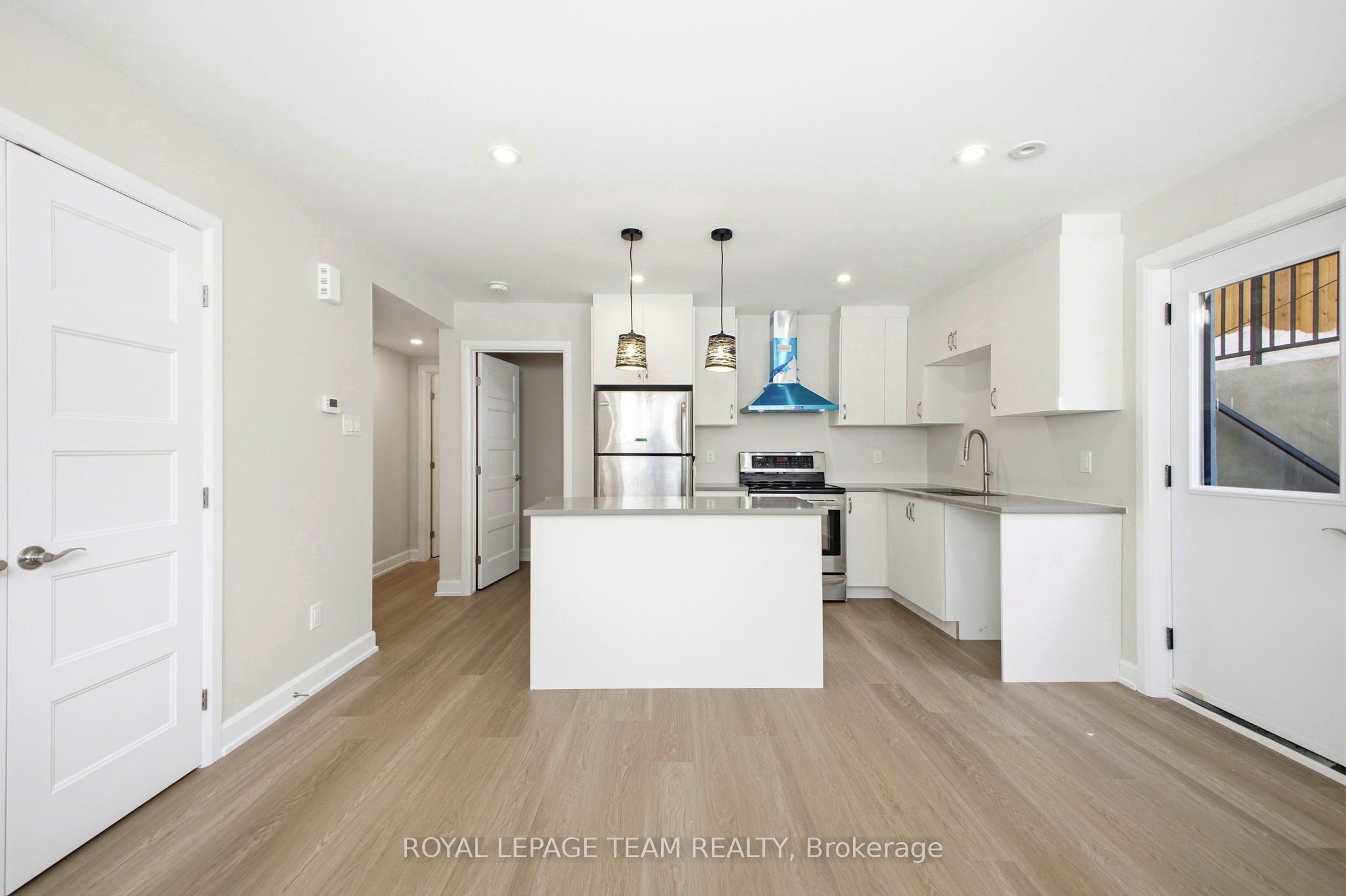 Additional image 6 of B-7 Gwynne Avenue, Ottawa, ON, K1Y 1X1