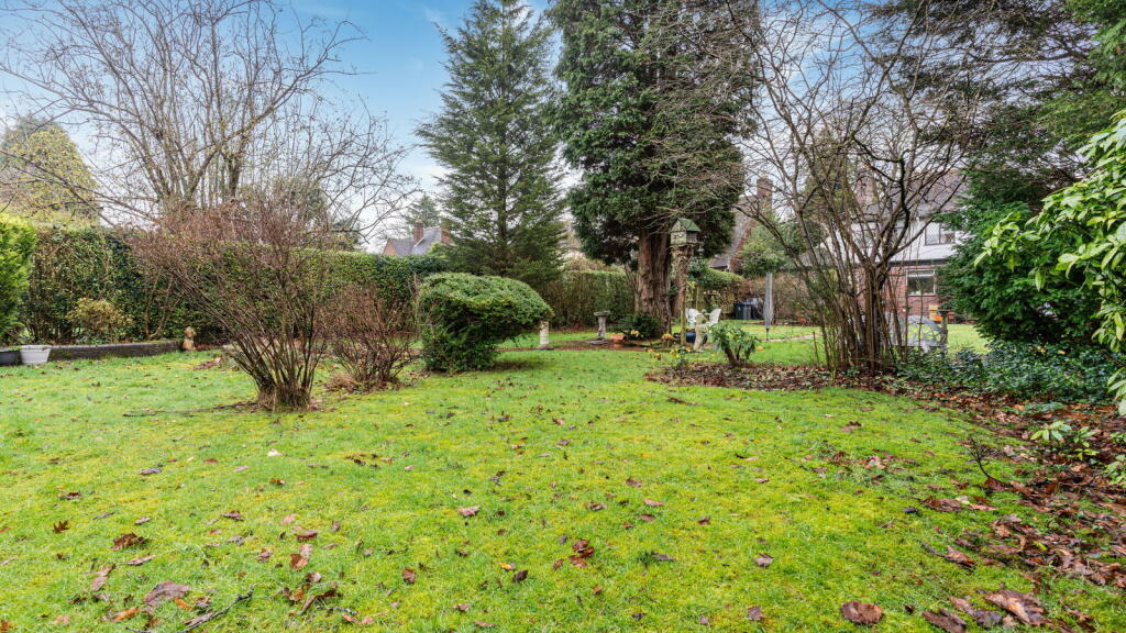 Edge Hill Road, Sutton Coldfield, B74 4NU
